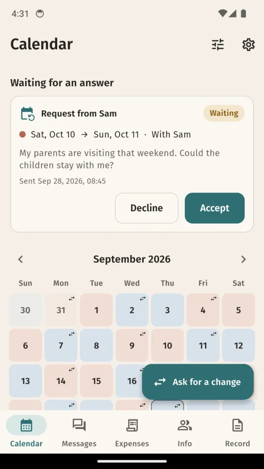 Calendar: a weekend swap waiting for an answer, above the month with each parent’s days