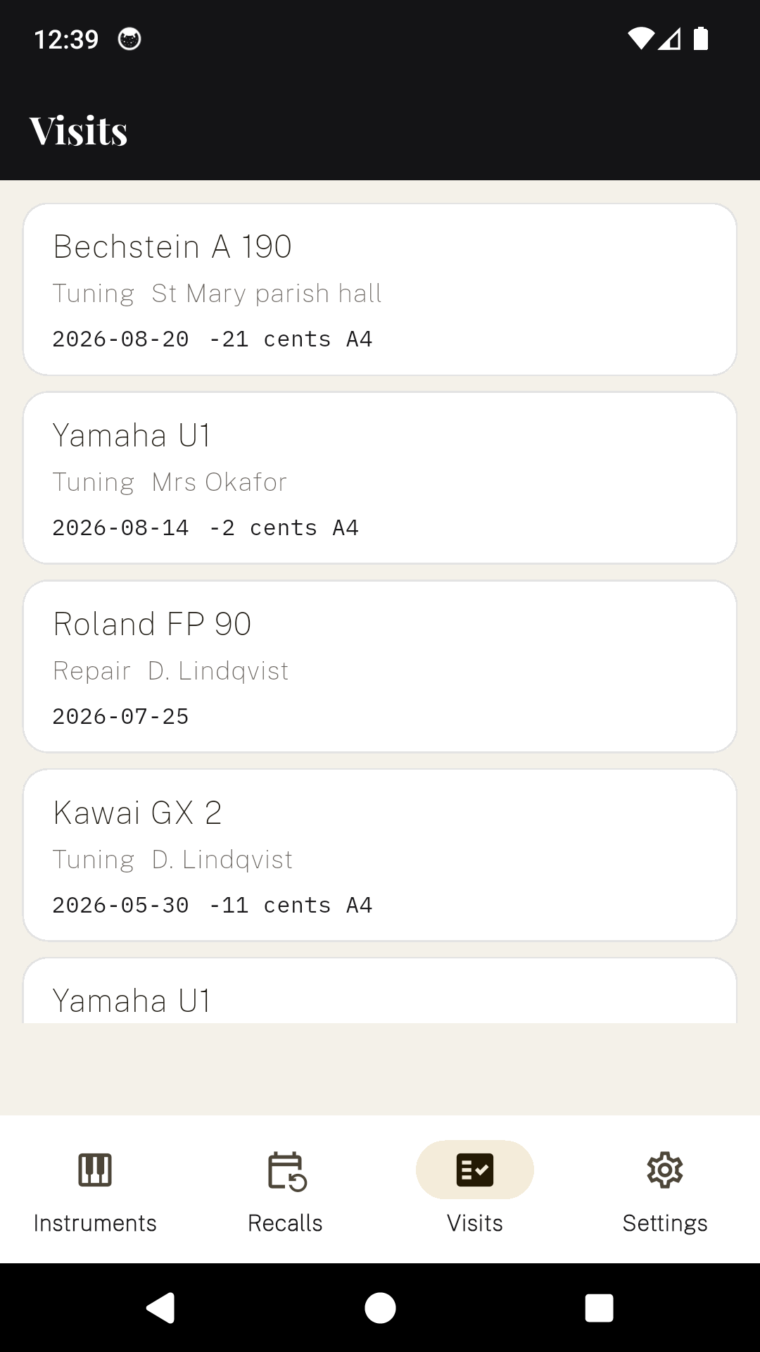 The PianoDesk visits list, each visit showing the service type, the cents found and the note measured at.